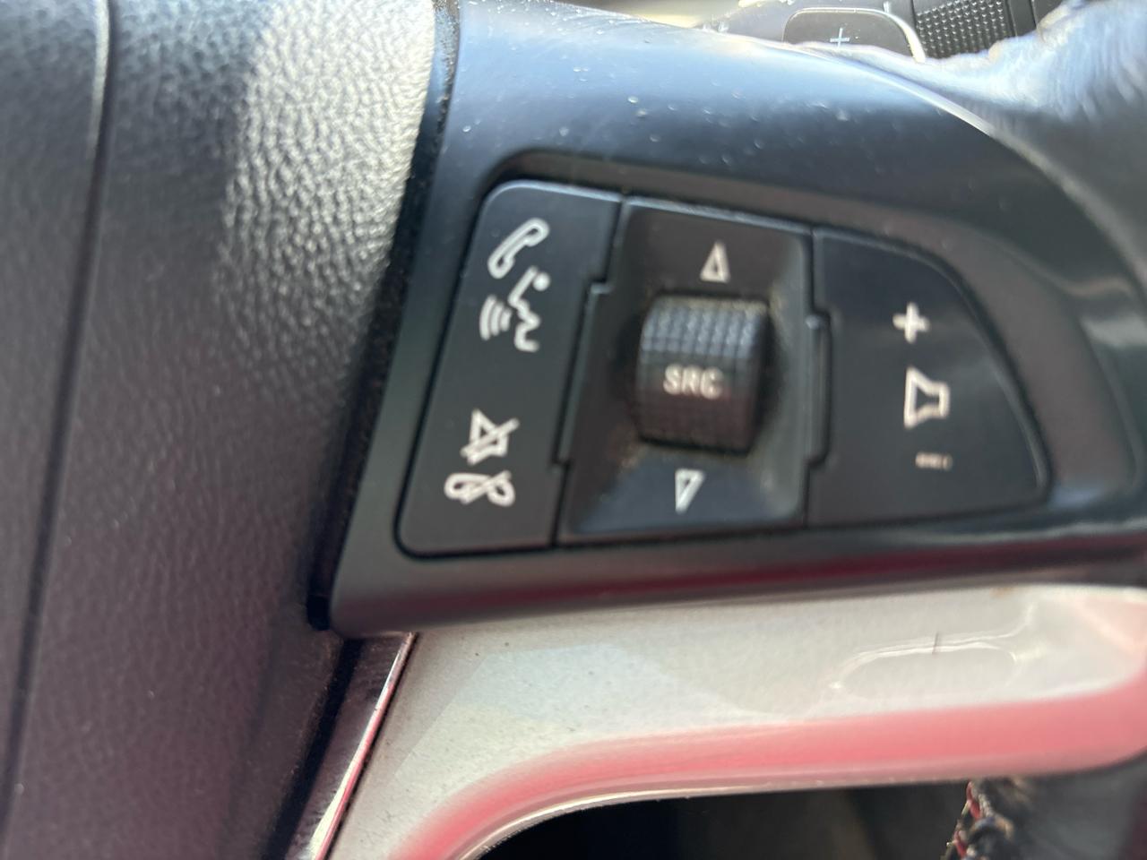 Chevrolet Camaro 2dr Cpe 2LT 2012