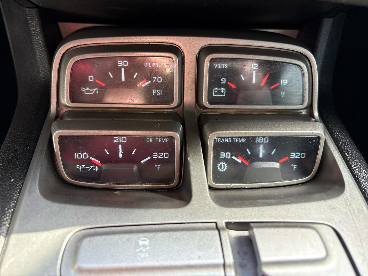 Chevrolet Camaro 2dr Cpe 2LT 2012