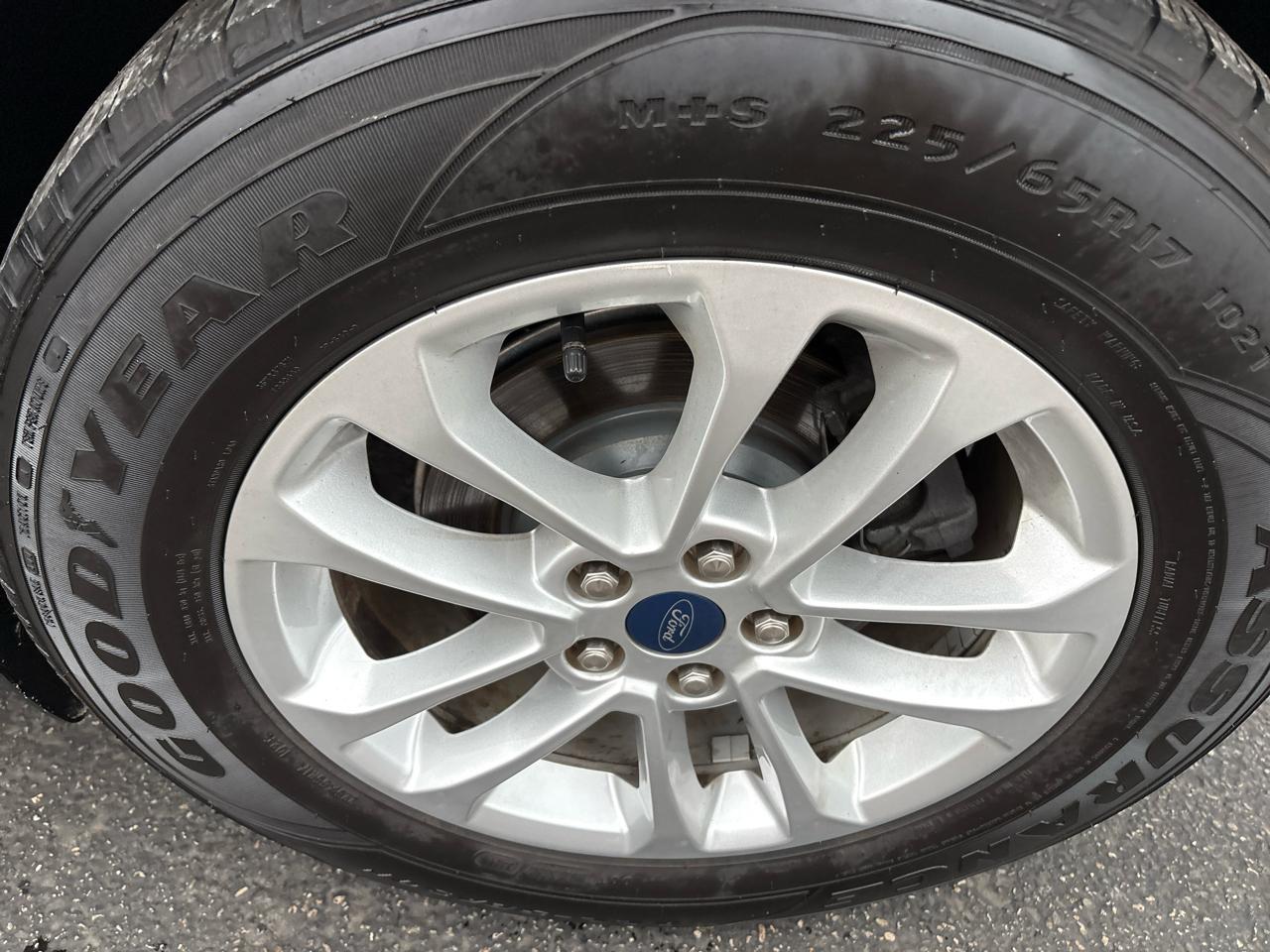 Ford Escape SE FWD 2022