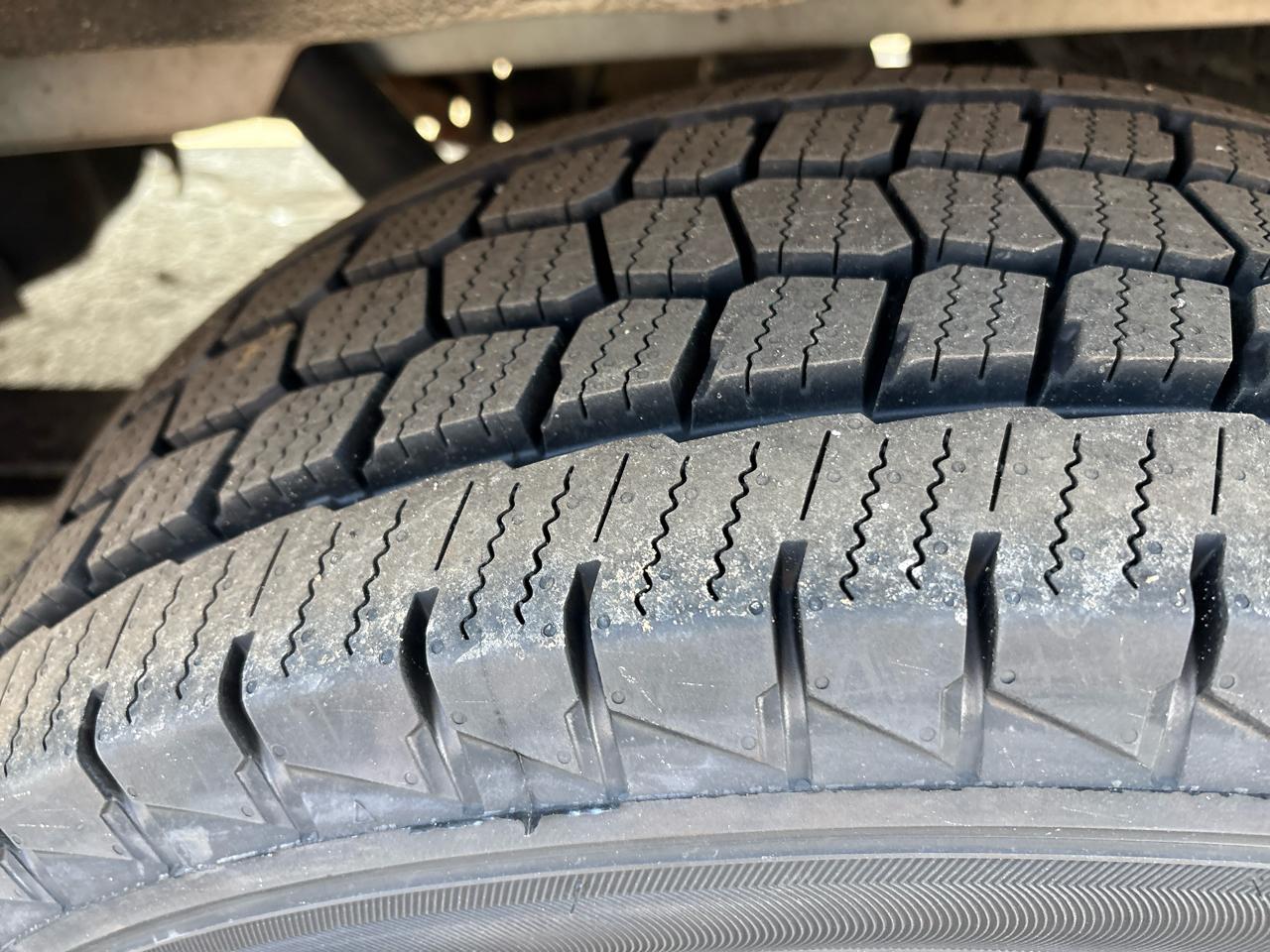 Ford Transit Cargo Van T-250 130" Low Rf 9070 GVWR RWD 2020