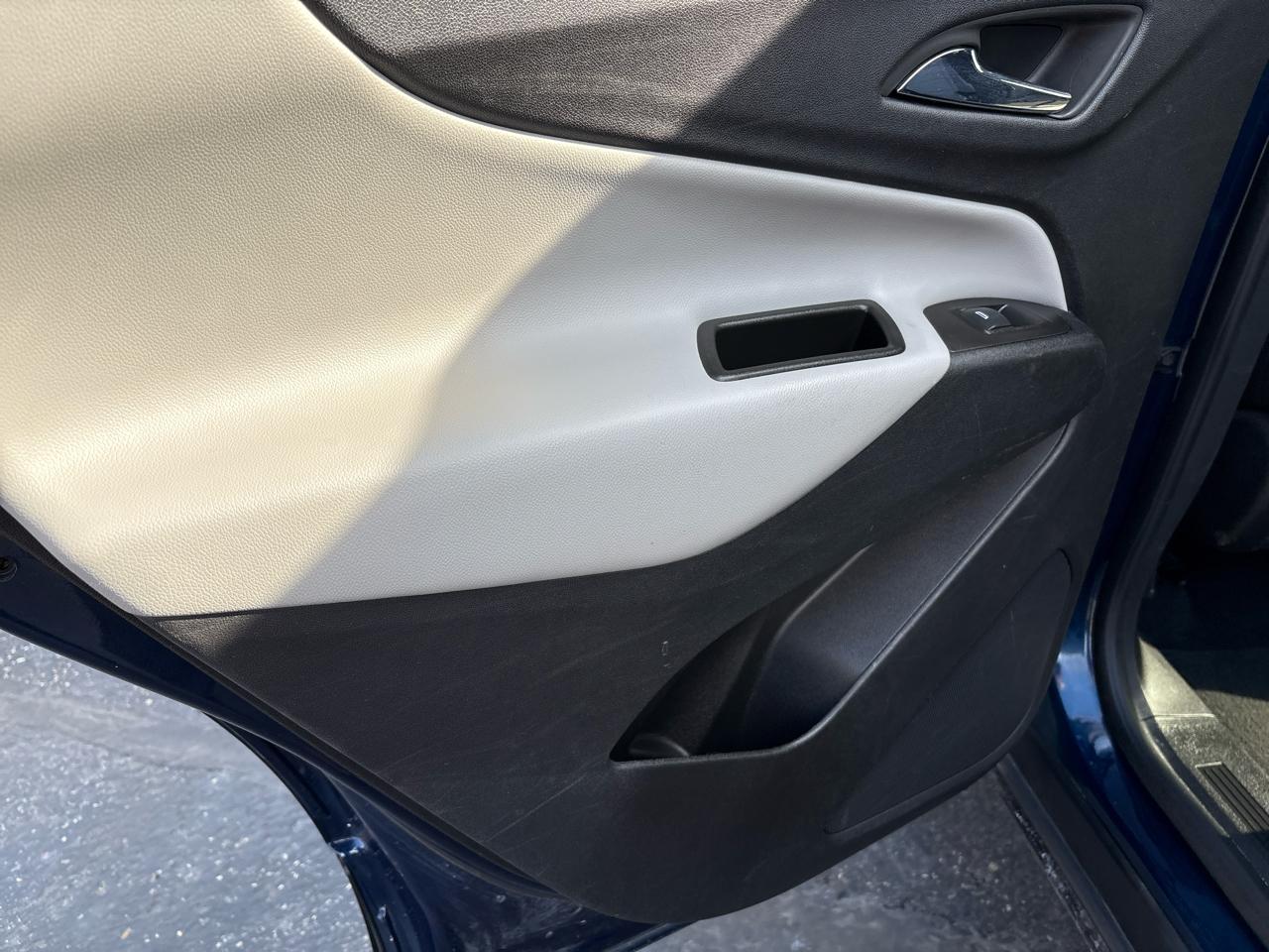 Chevrolet Equinox AWD 4dr LT w/2FL 2023