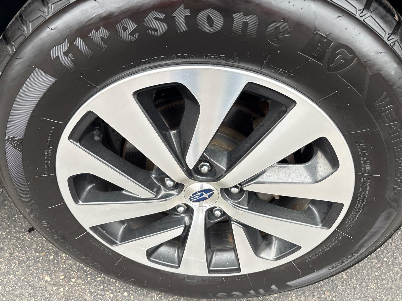 Subaru Outback  2023