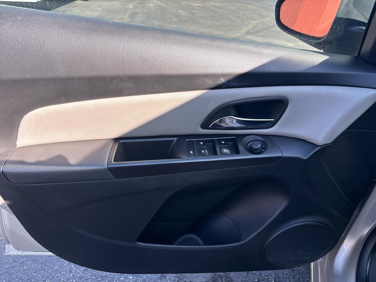 Chevrolet Cruze 4dr Sdn Auto LS 2014