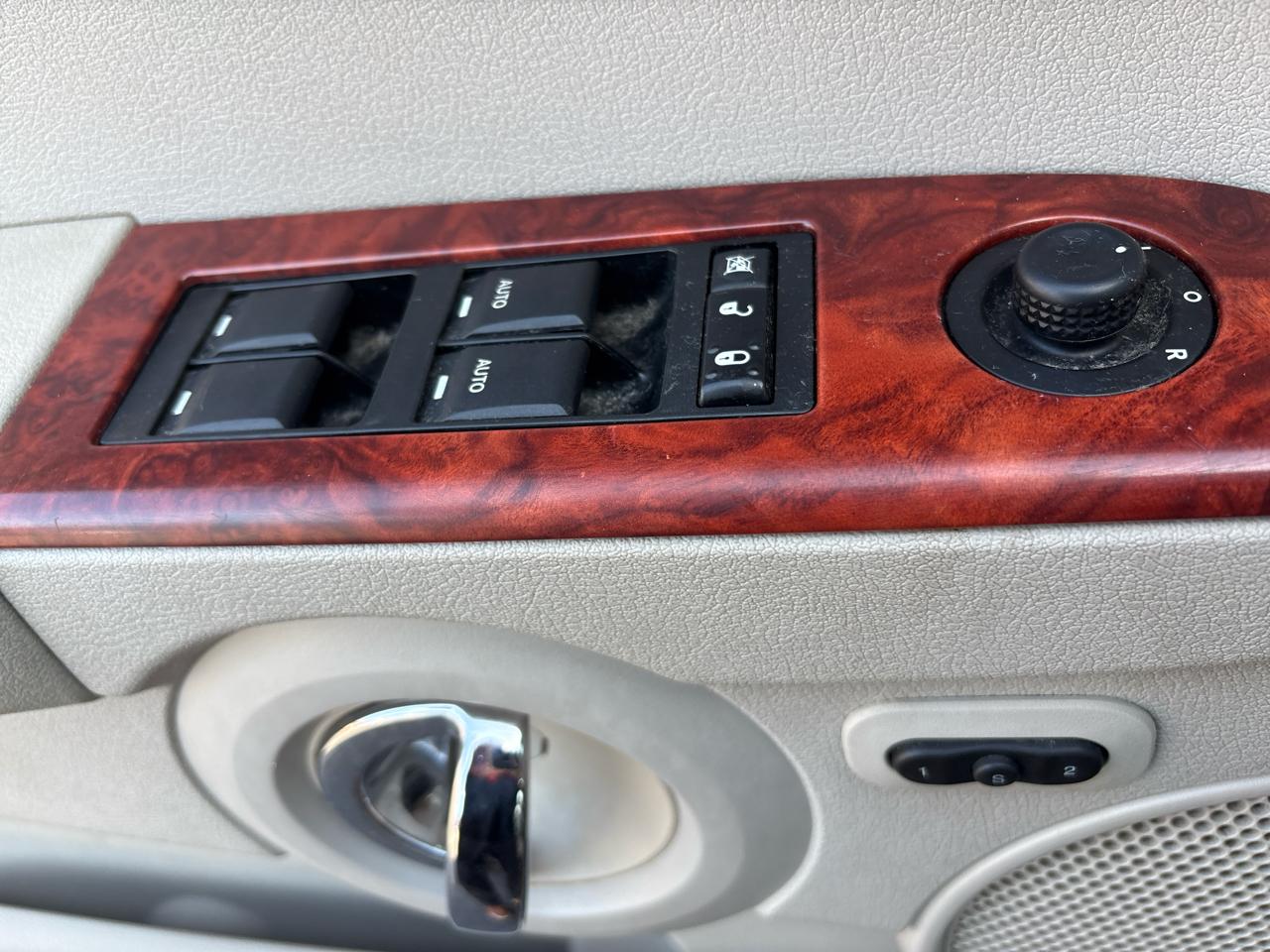 Jeep Commander 4WD 4dr Limited 2007