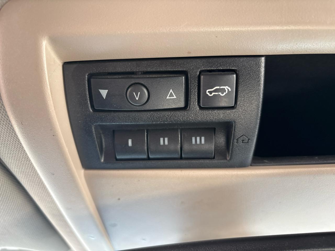 Jeep Commander 4WD 4dr Limited 2007