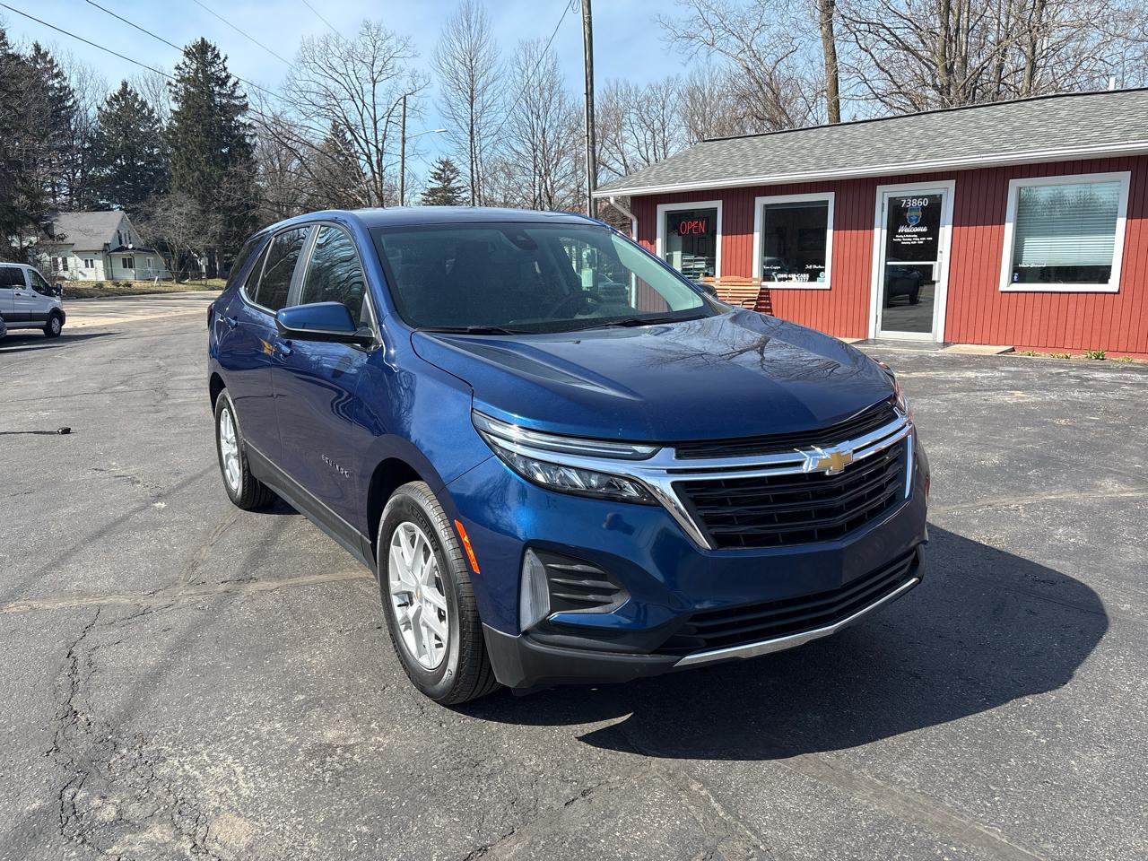 Chevrolet Equinox FWD 4dr LT w/1LT 2023