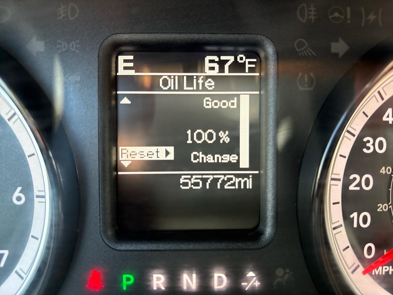 RAM 1500 Classic Tradesman 4x4 Crew Cab 5'7" Box 2023