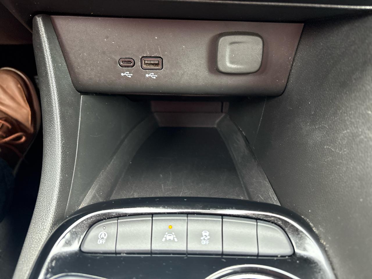 Buick Encore GX FWD 4dr Preferred 2024