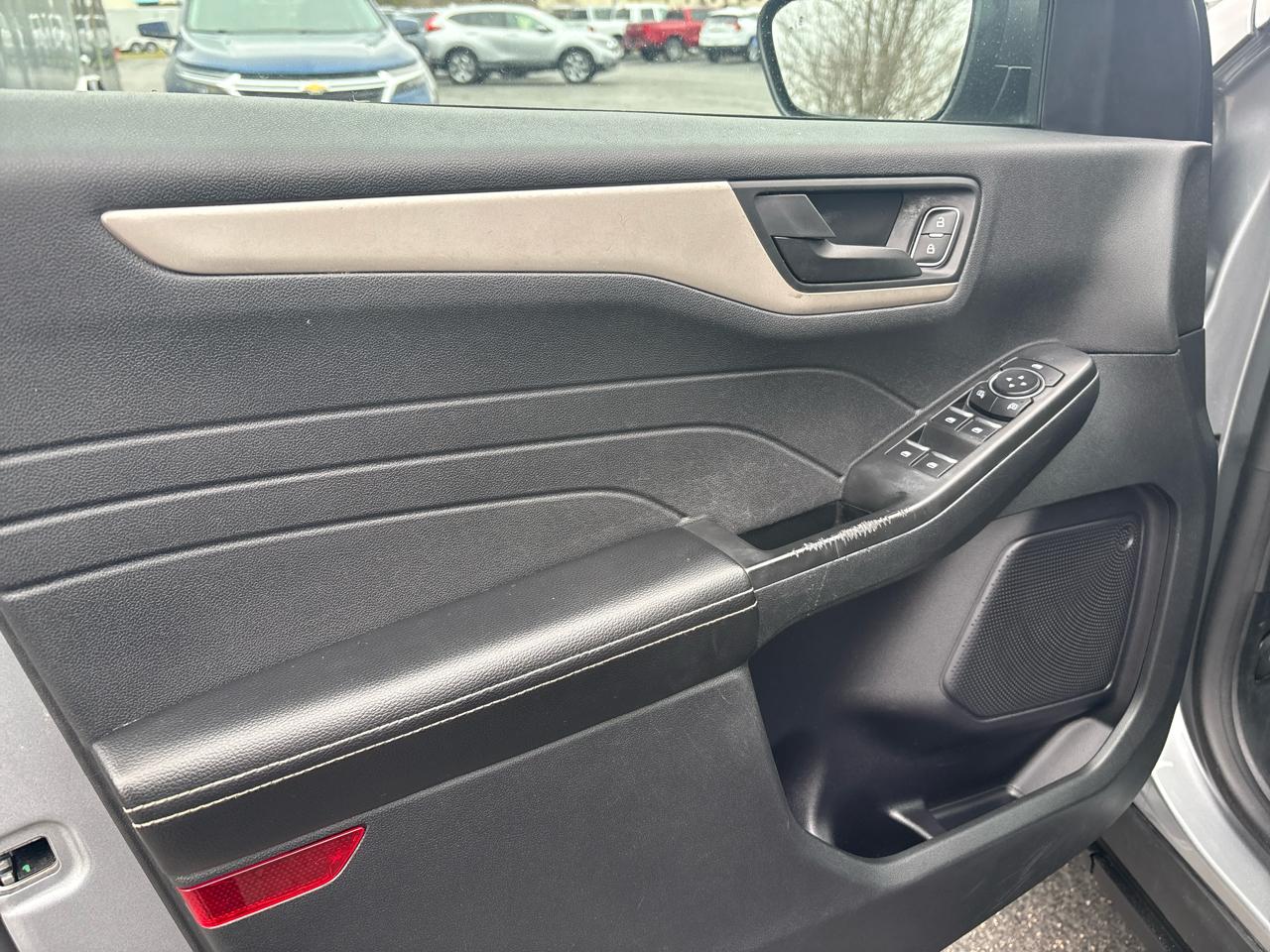 Ford Escape SE FWD 2022