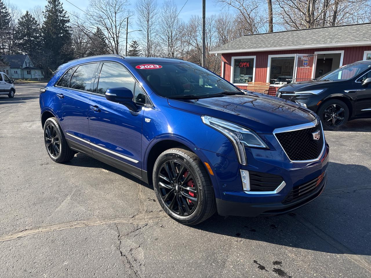 2023 Cadillac XT5 AWD 4dr Sport