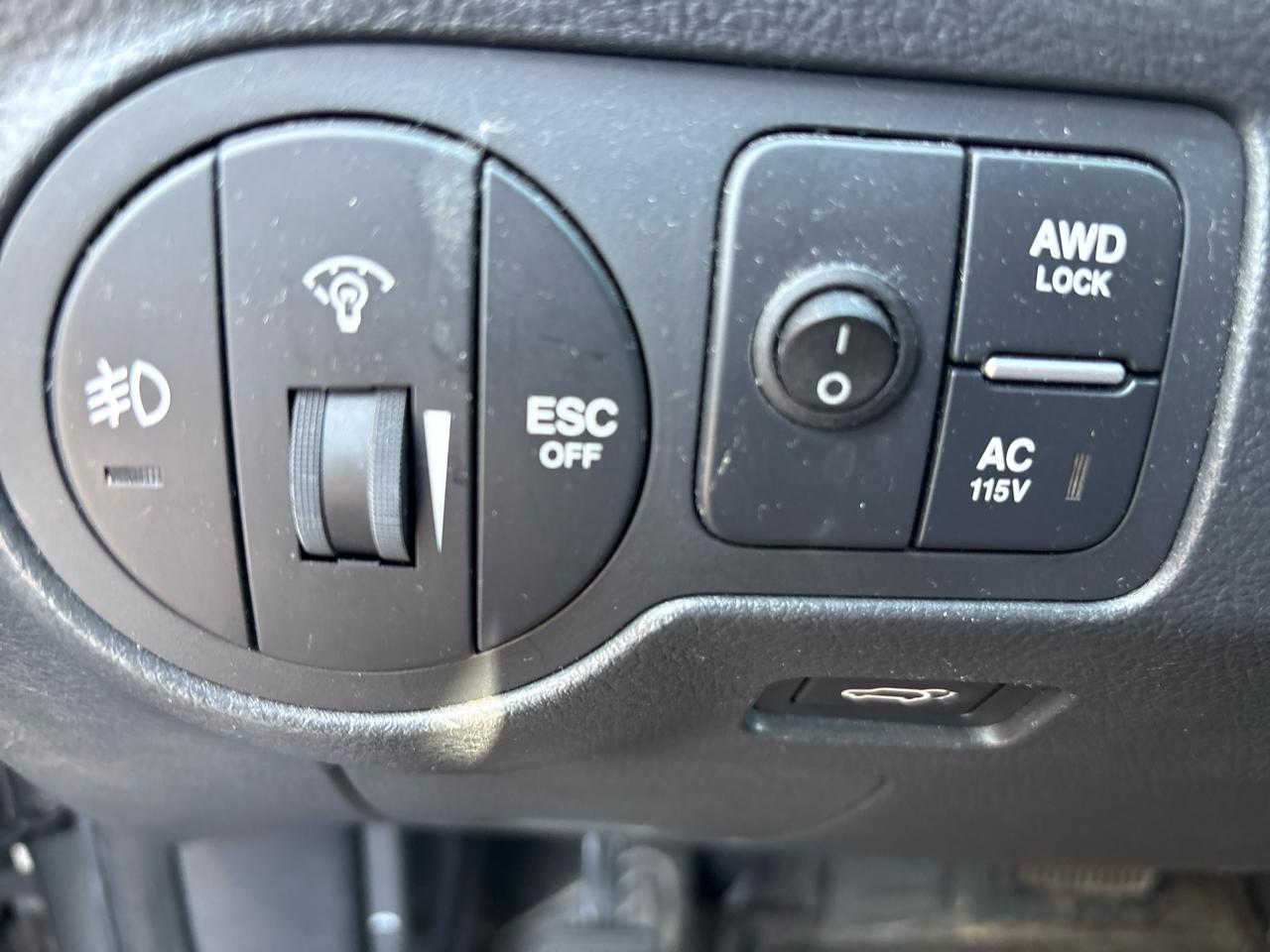 Hyundai Veracruz AWD 4dr Limited 2012