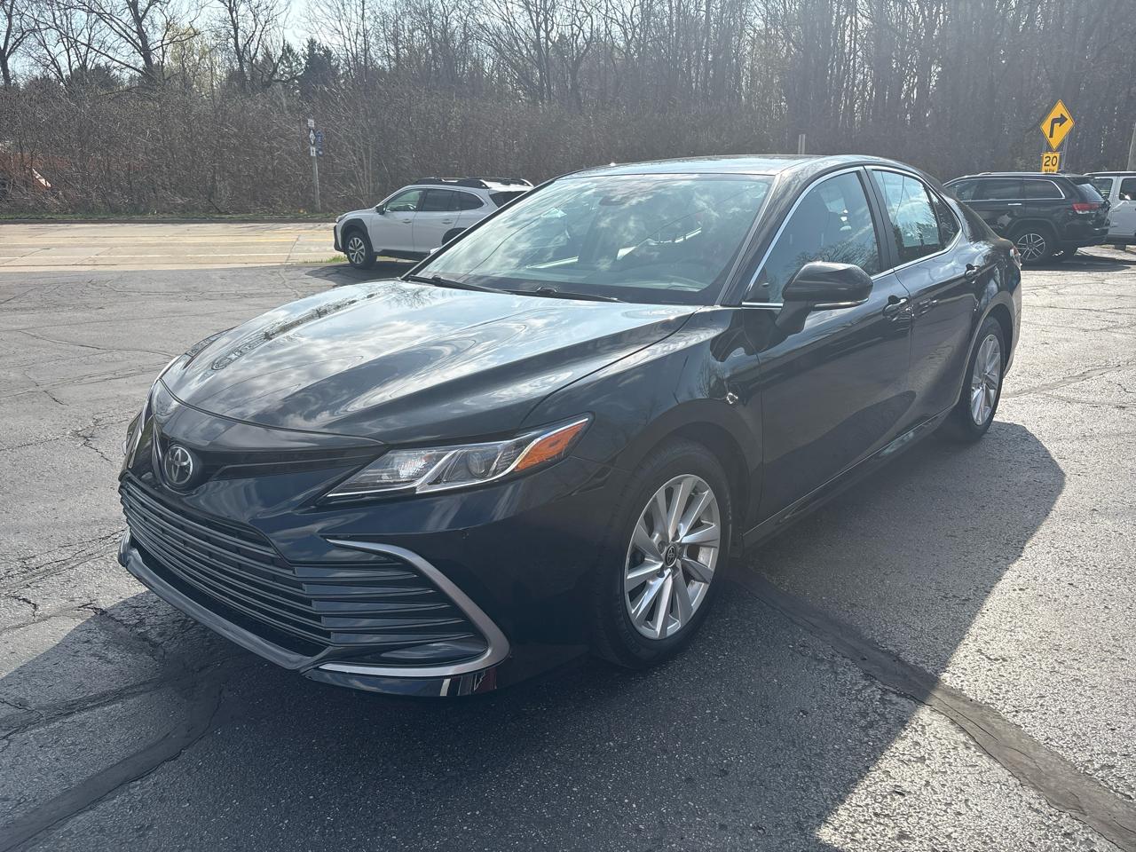 Toyota Camry LE Auto (Natl) 2023