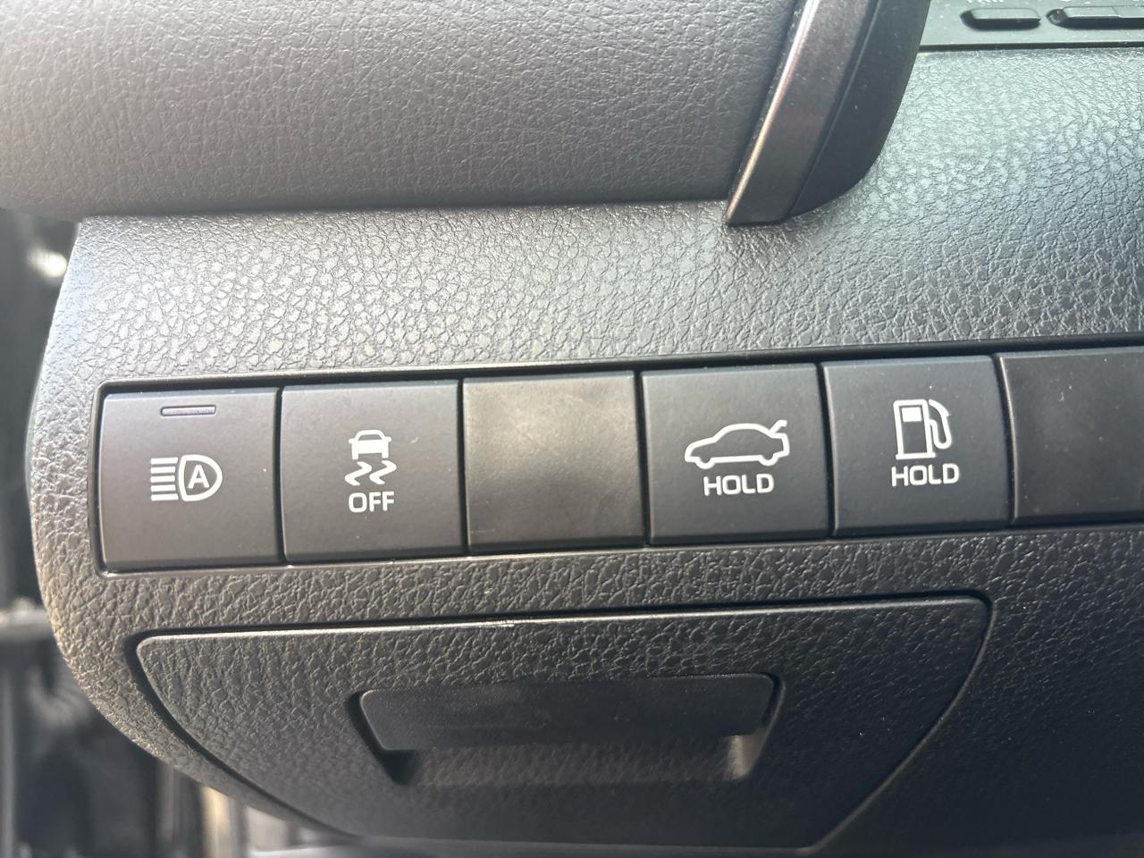 Toyota Camry LE Auto (Natl) 2023