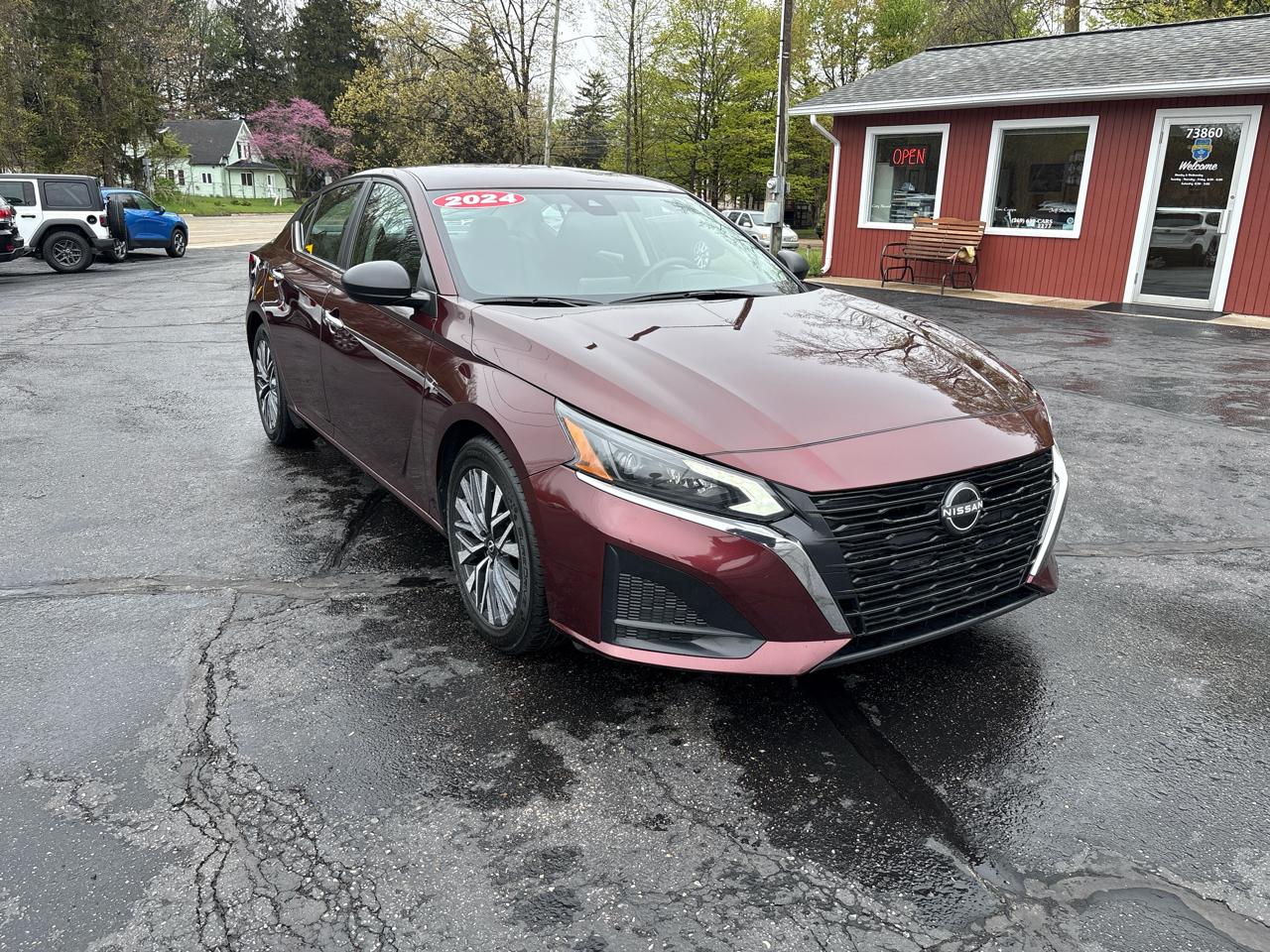 Nissan Altima 2.5 SV Sedan 2024