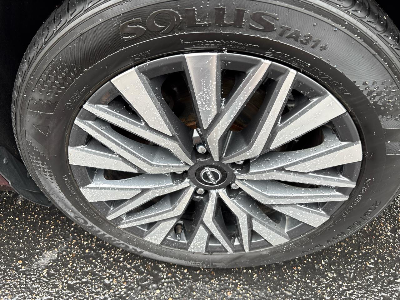 Nissan Altima 2.5 SV Sedan 2024