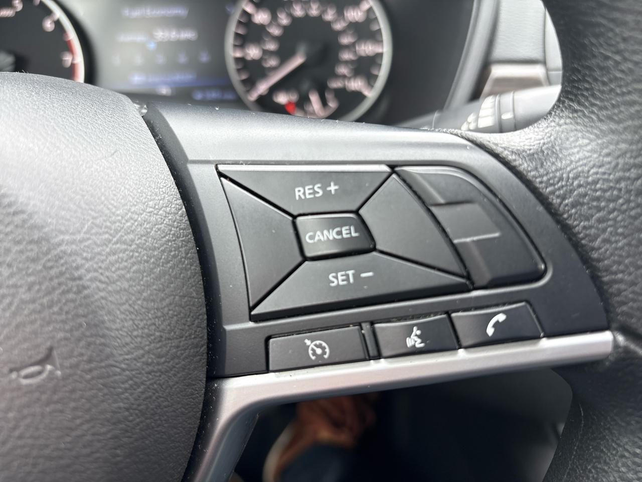 Nissan Altima 2.5 SV Sedan 2024