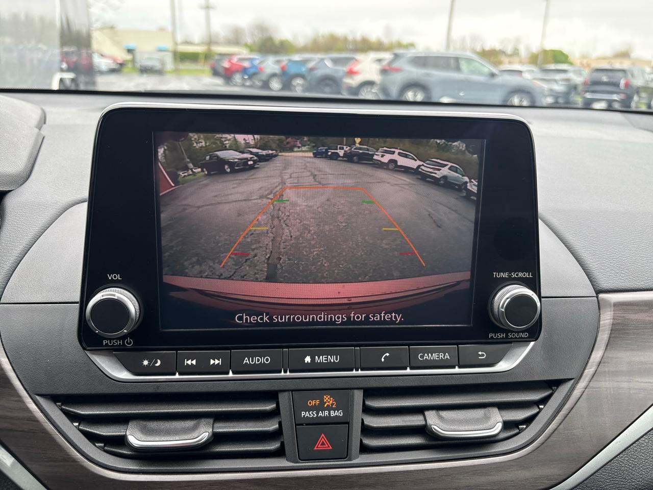 Nissan Altima 2.5 SV Sedan 2024