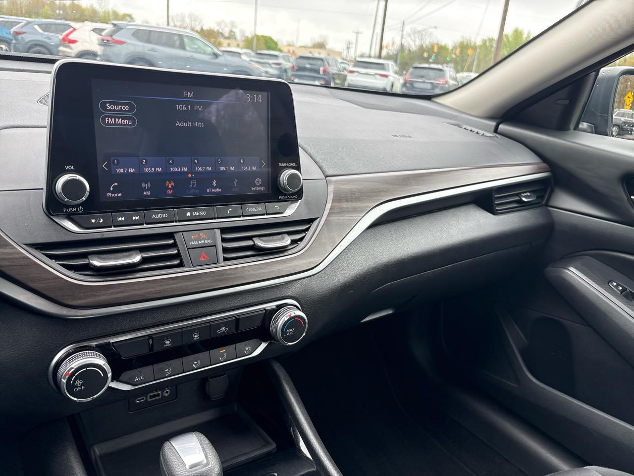 Nissan Altima 2.5 SV Sedan 2024