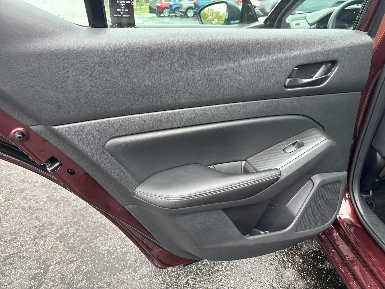 Nissan Altima 2.5 SV Sedan 2024