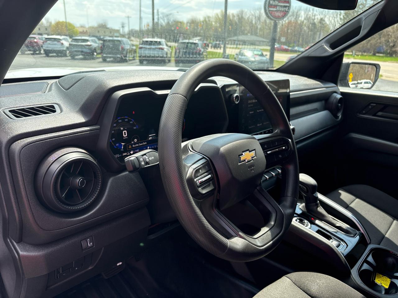 Chevrolet Colorado 4WD Crew Cab WT 2024