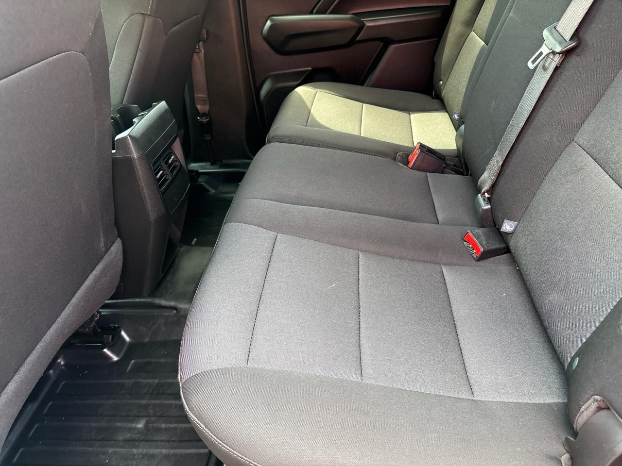 Chevrolet Colorado 4WD Crew Cab WT 2024