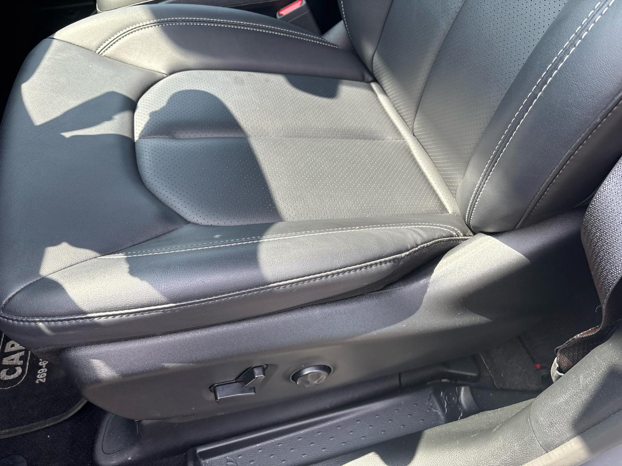 Chrysler Pacifica Select FWD 2025