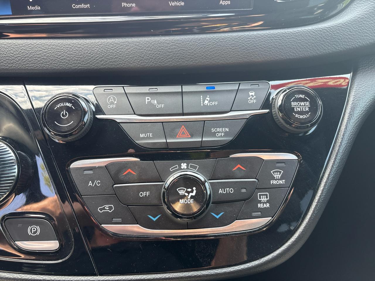 Chrysler Pacifica Select FWD 2025