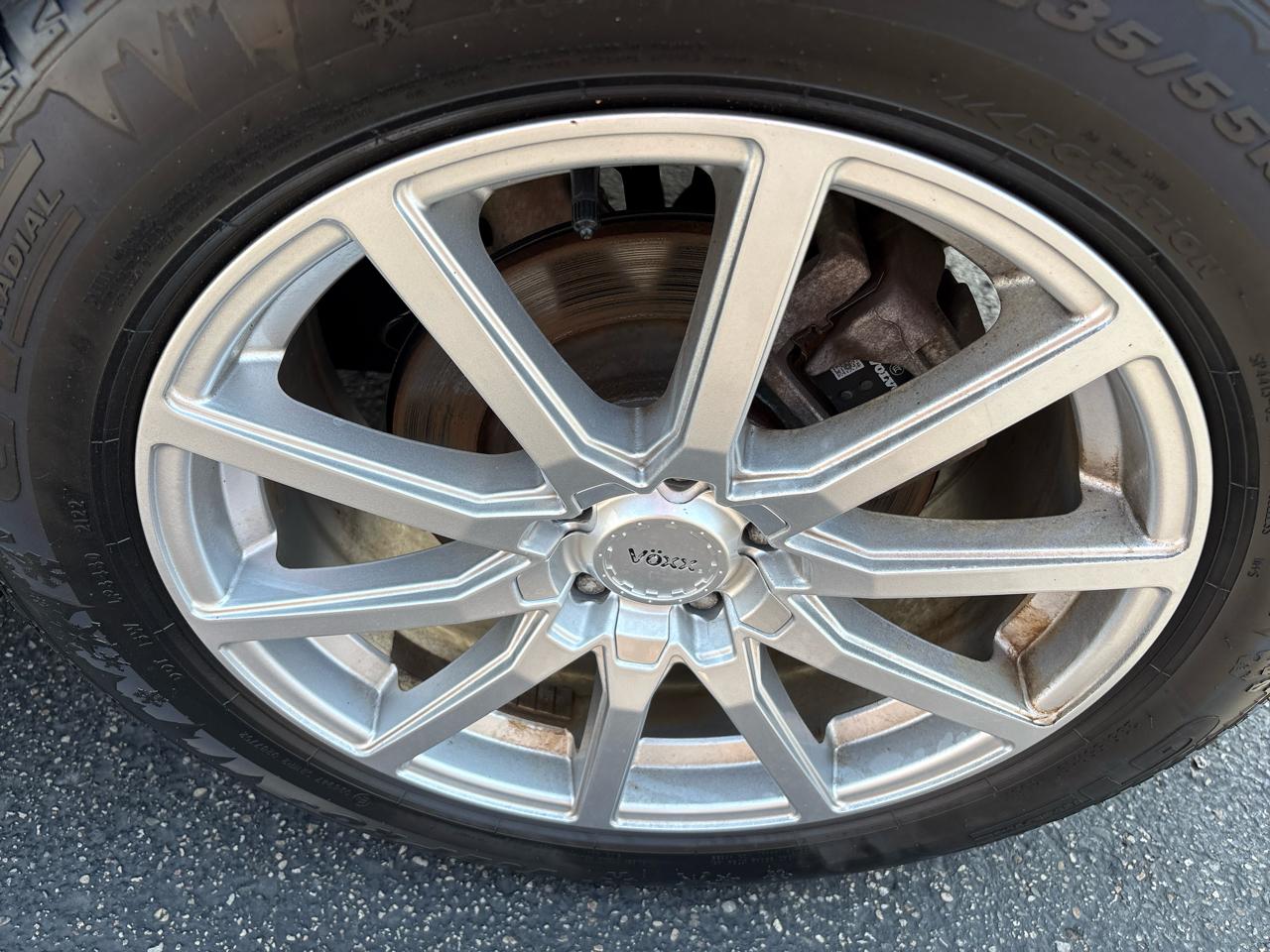 Volvo XC40 B5 AWD Plus Bright Theme 2023