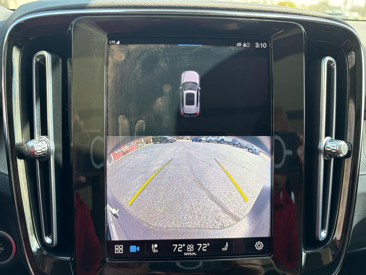 Volvo XC40 B5 AWD Plus Bright Theme 2023