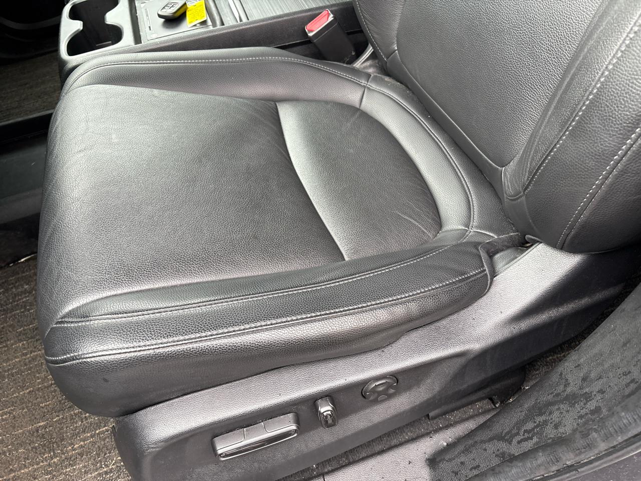 Honda Odyssey EX-L Auto 2025