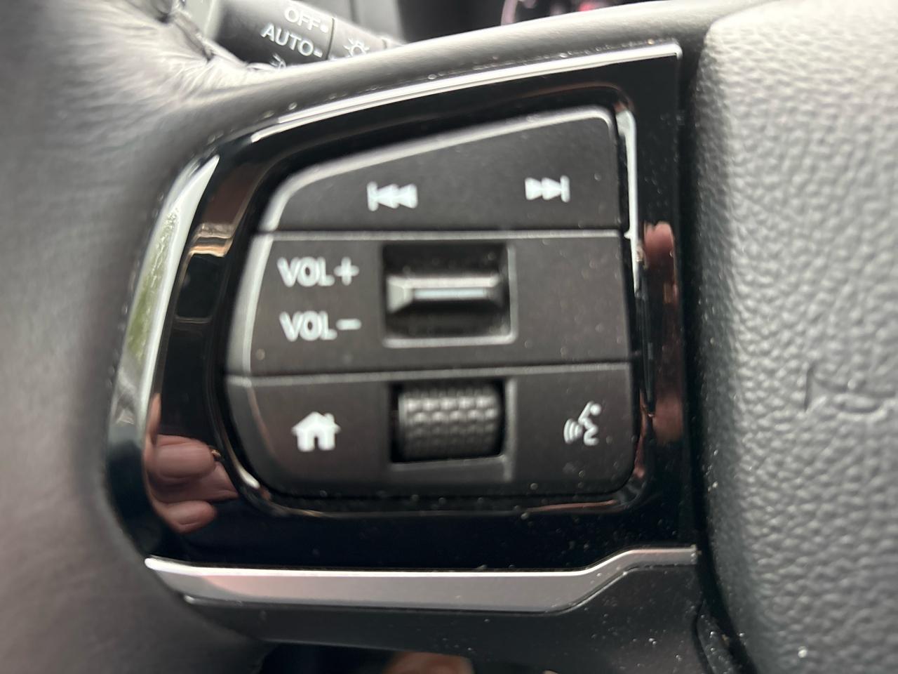 Honda Odyssey EX-L Auto 2025