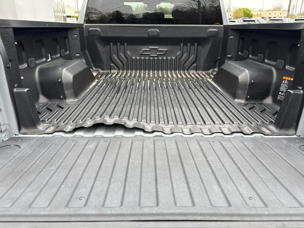 Chevrolet Silverado 1500 4WD Crew Cab 147" LT w/2FL 2024