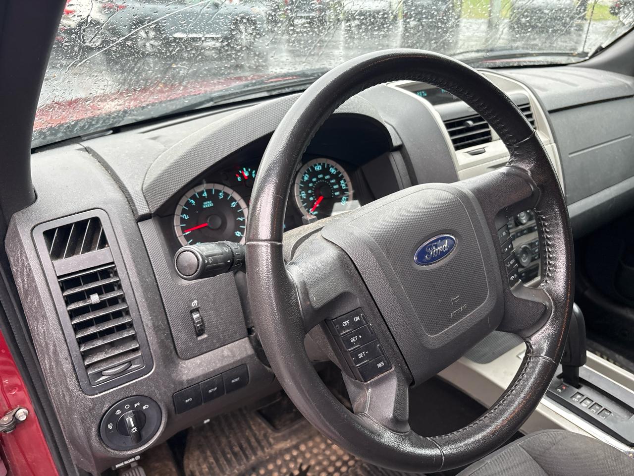 Ford Escape FWD 4dr XLT 2012