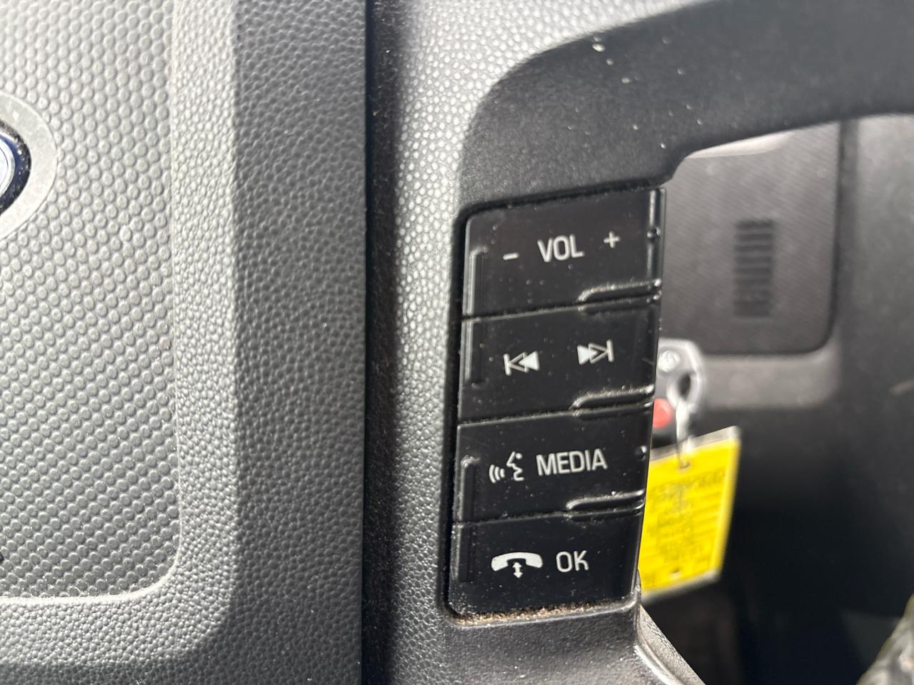 Ford Escape FWD 4dr XLT 2012