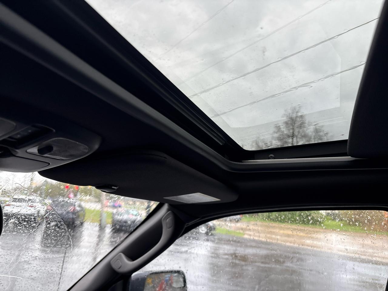 Ford Escape FWD 4dr XLT 2012