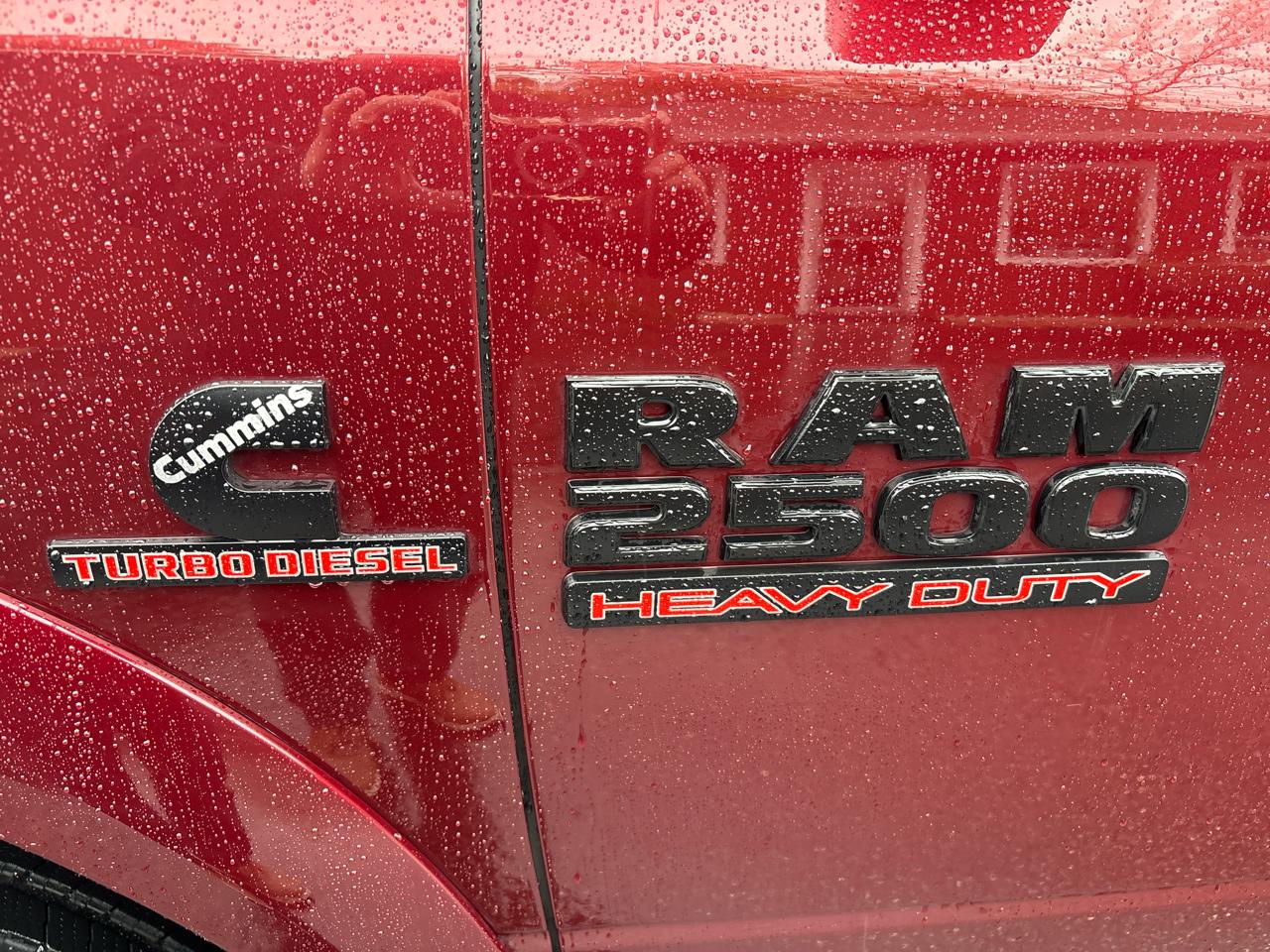 RAM 2500 Laramie 4x4 Crew Cab 6'4" Box 2018