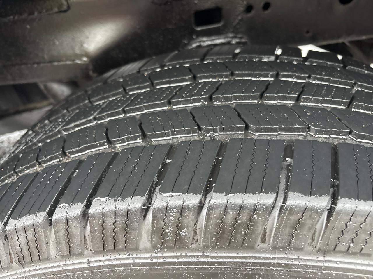 RAM 2500 Laramie 4x4 Crew Cab 6'4" Box 2018