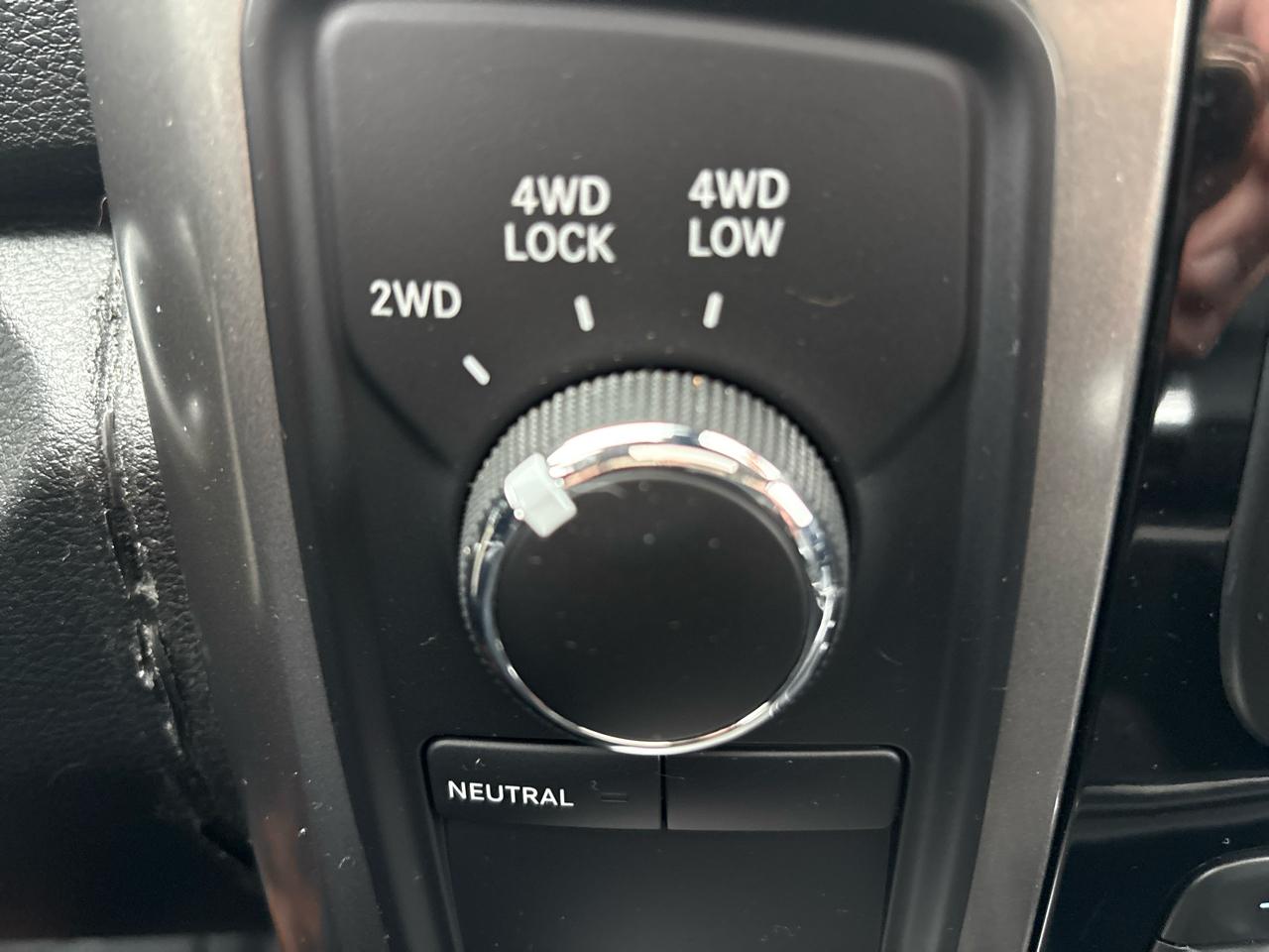 RAM 2500 Laramie 4x4 Crew Cab 6'4" Box 2018