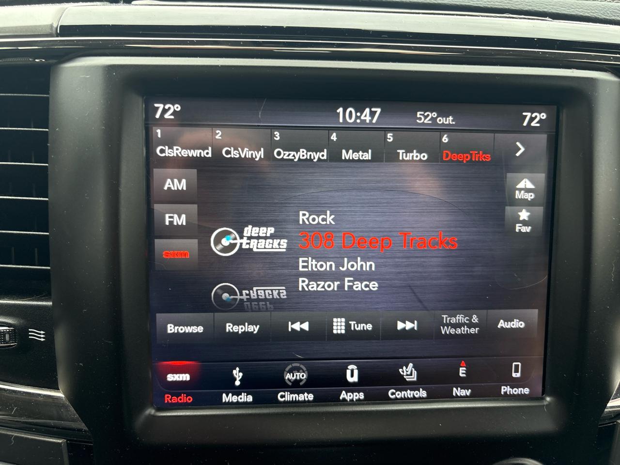 RAM 2500 Laramie 4x4 Crew Cab 6'4" Box 2018