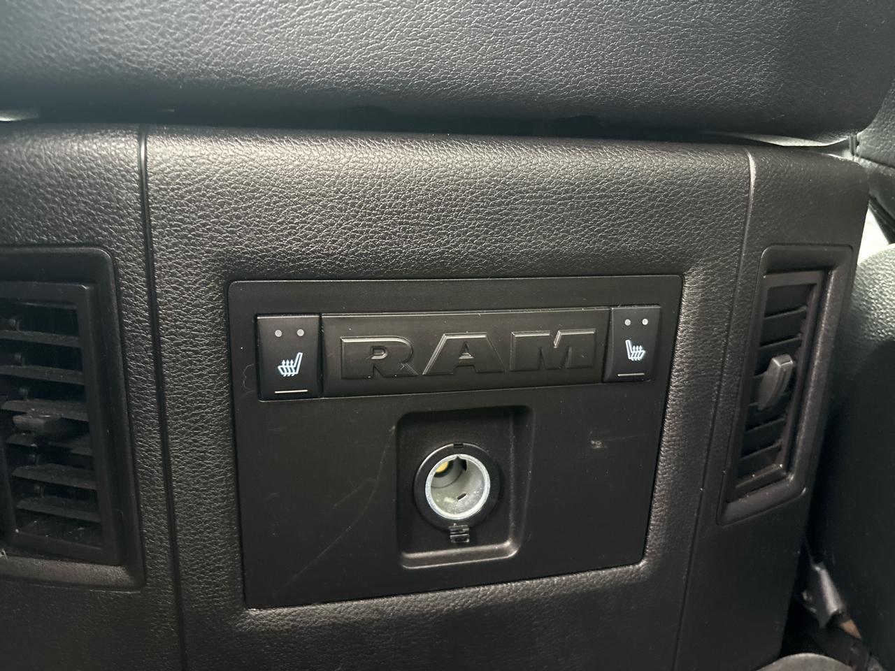 RAM 2500 Laramie 4x4 Crew Cab 6'4" Box 2018