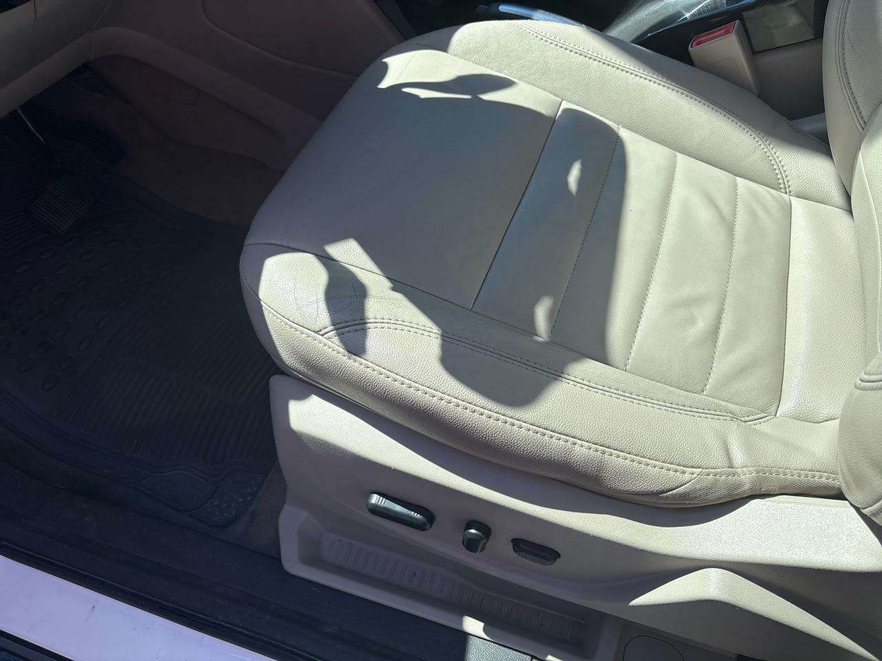 Ford Escape 4WD 4dr Titanium 2014
