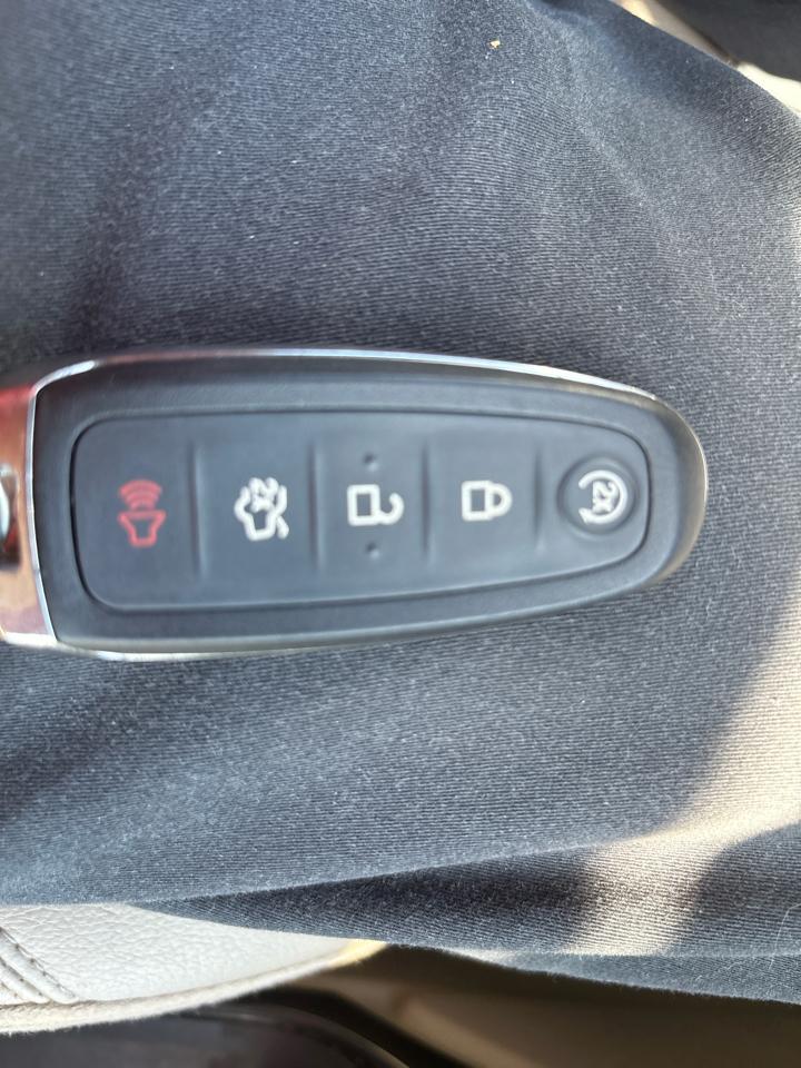 Ford Escape 4WD 4dr Titanium 2014