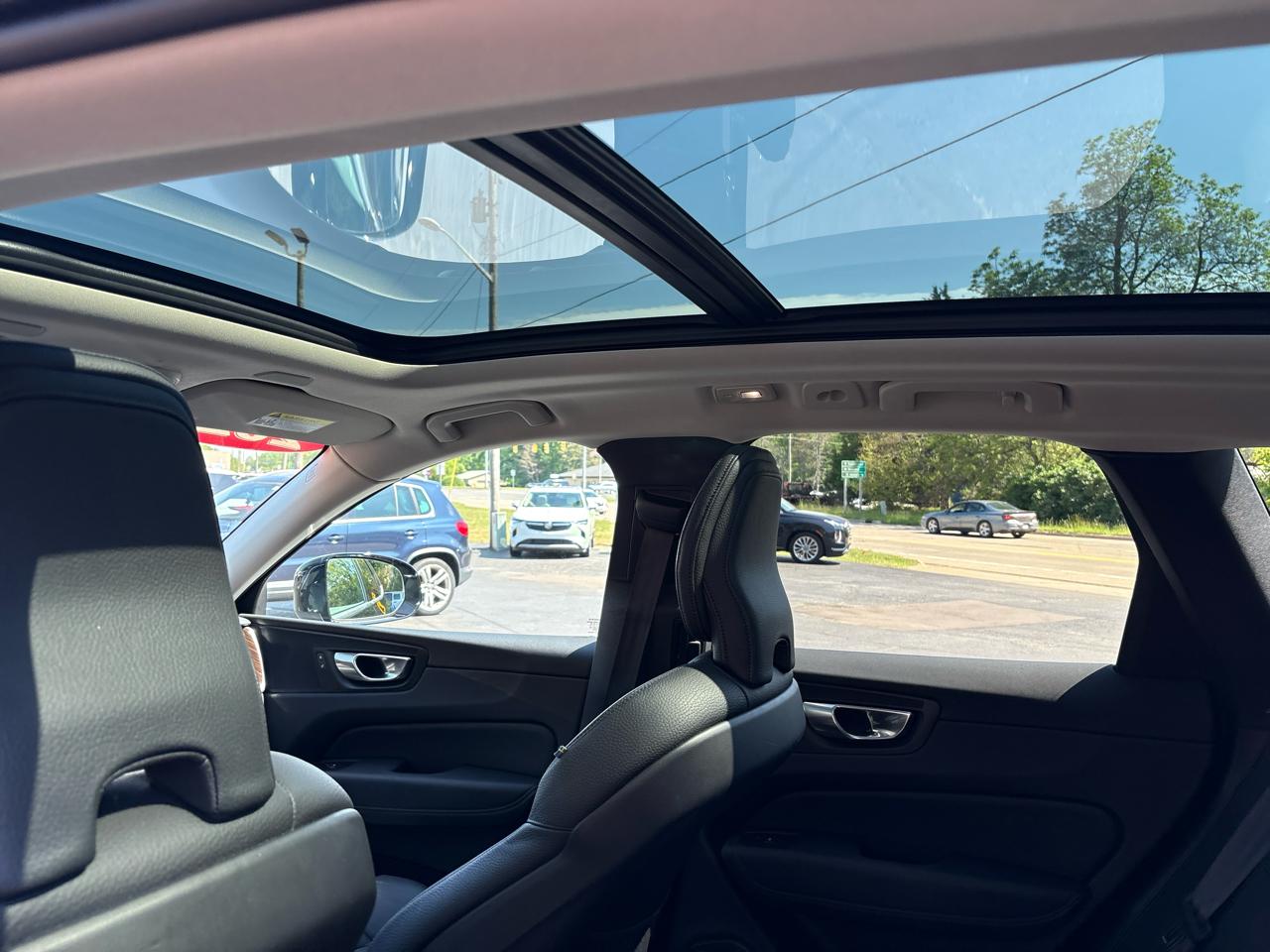 Volvo XC60 B5 AWD Momentum 2022
