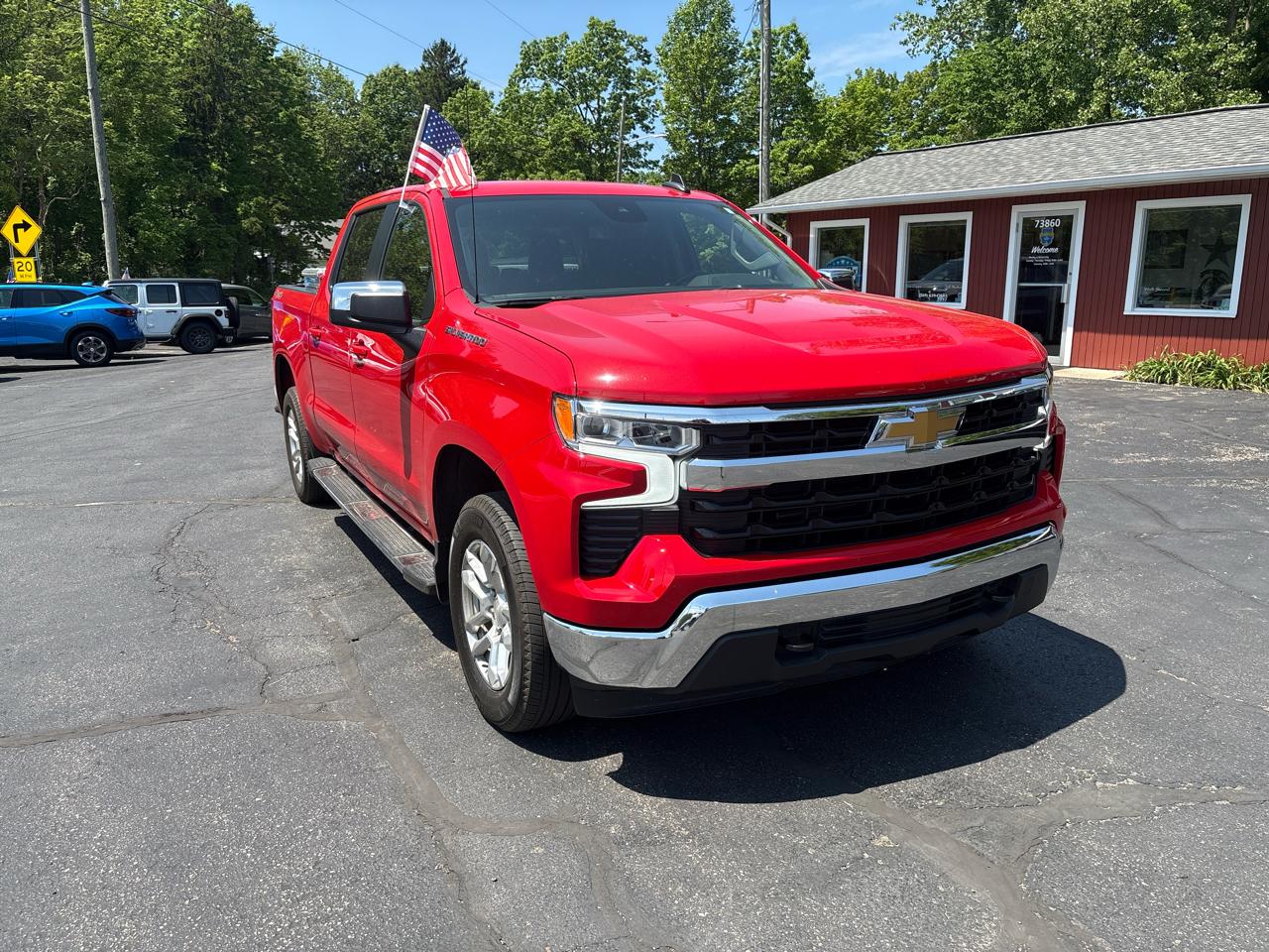 Chevrolet Silverado 1500 4WD Crew Cab 147" LT w/2FL 2022