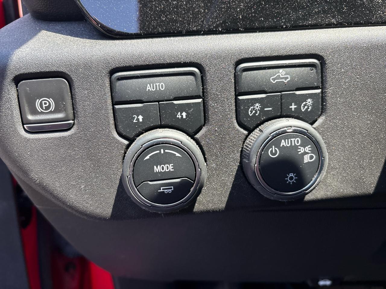 Chevrolet Silverado 1500 4WD Crew Cab 147" LT w/2FL 2022