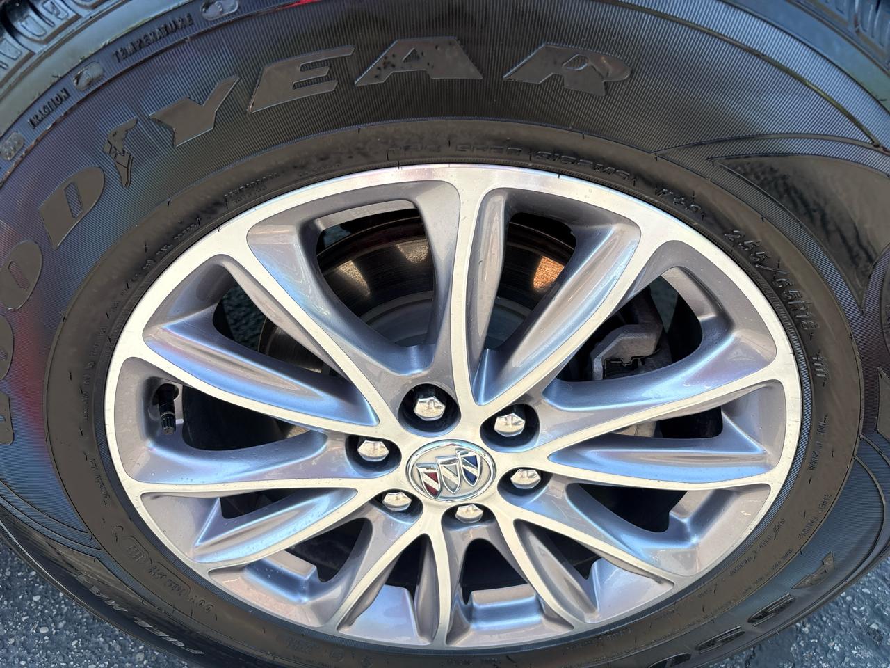 Buick Enclave AWD 4dr Essence 2023