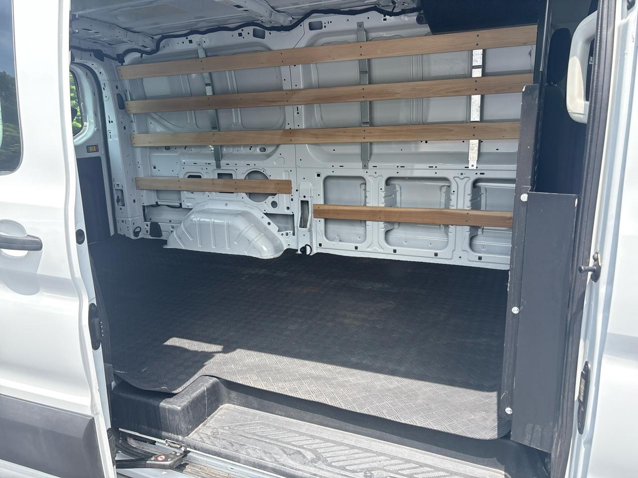 Ford Transit Cargo Van T-250 130" Low Rf 9070 GVWR RWD 2025