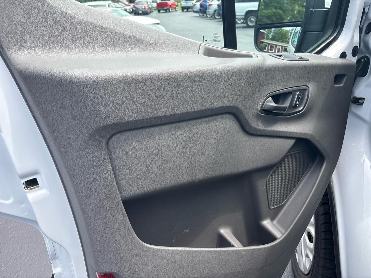 Ford Transit Cargo Van T-250 130" Low Rf 9070 GVWR RWD 2025