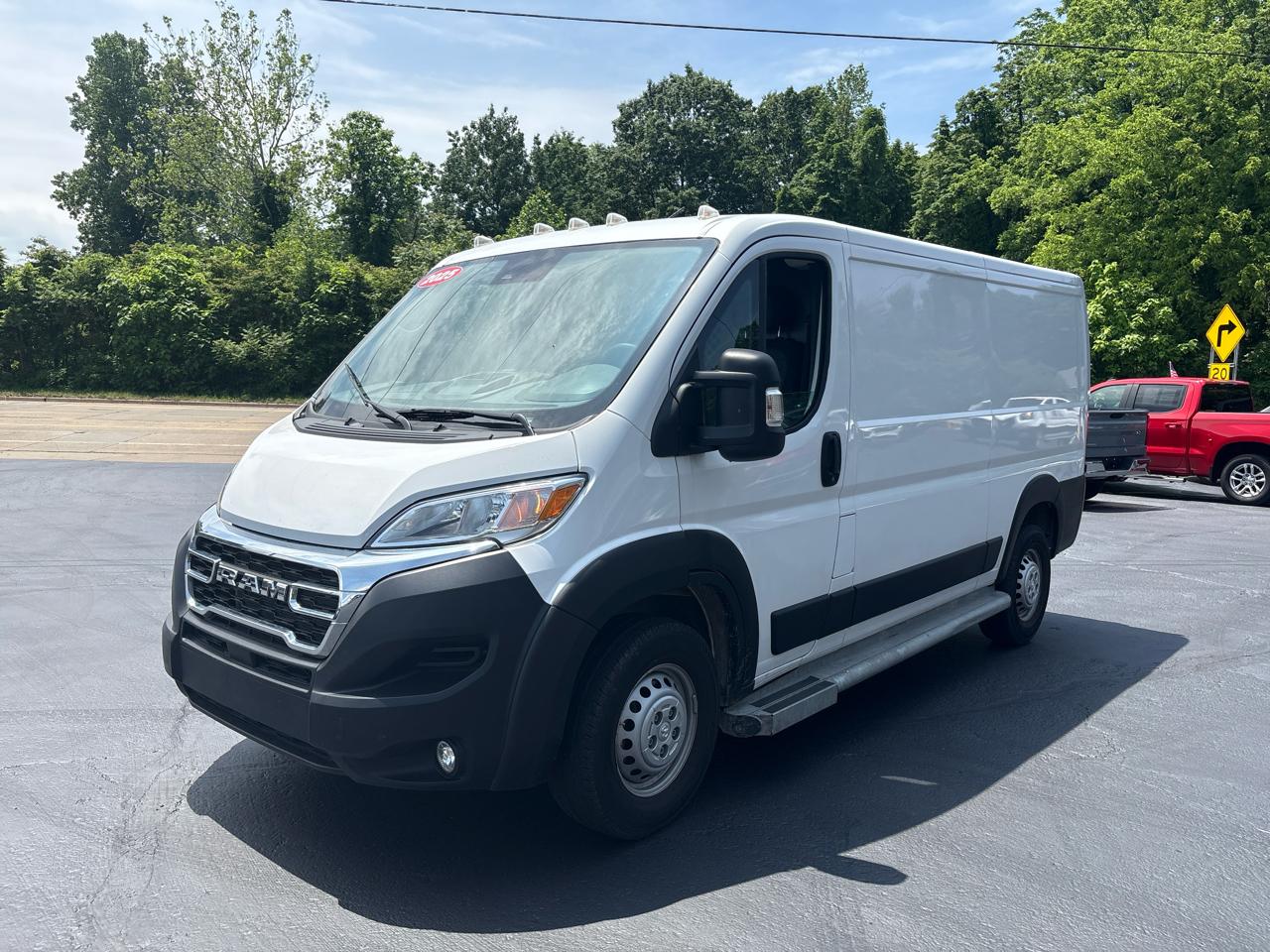 RAM ProMaster Cargo Van Tradesman 2500 Low Roof 136" WB w/Pass Seat 2025
