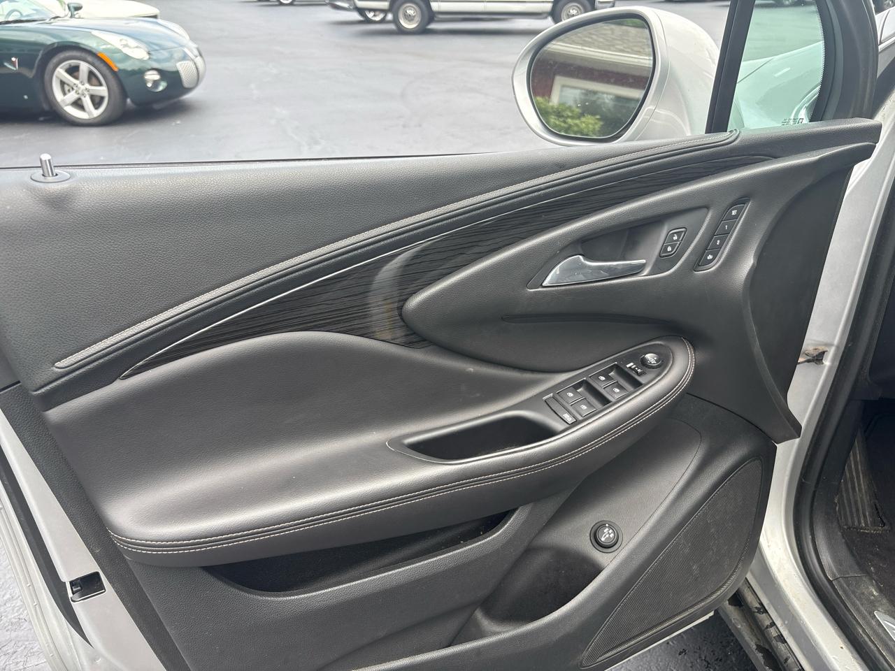 Buick Envision FWD 4dr Essence 2017